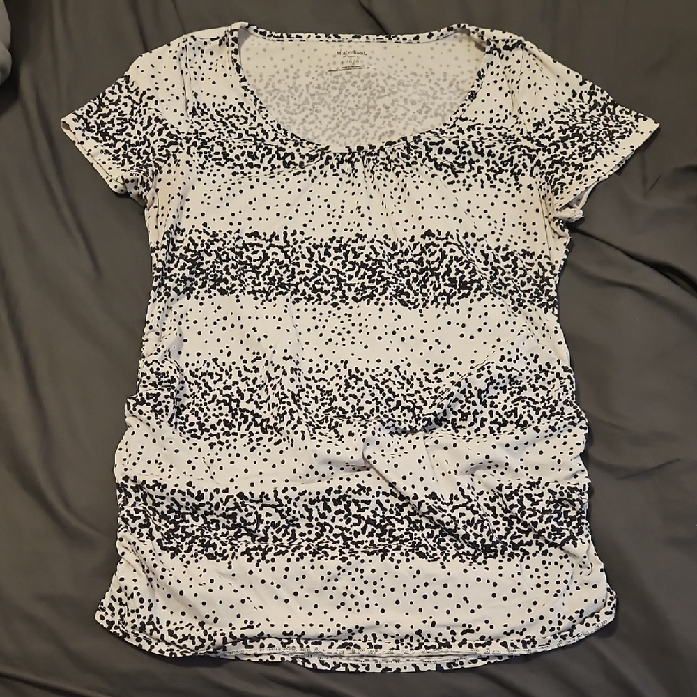 Motherhood Maternity Lightweight Shortsleeve Shirt  L